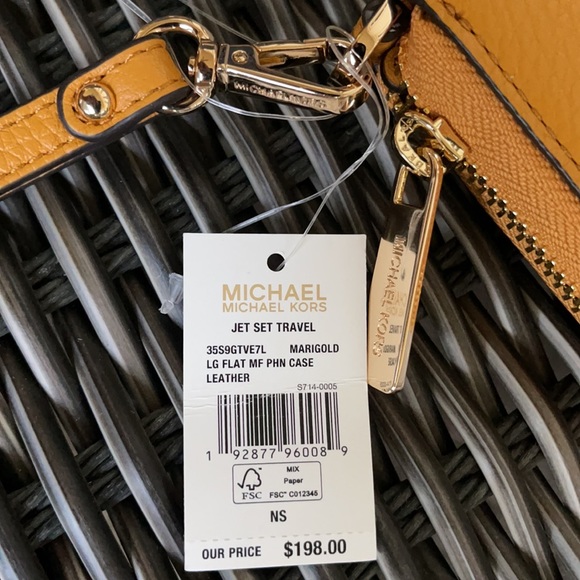 Michael Kors Jet Set Travel Lg Flat Multifunctional Phone Case-Wristlet-Wallet - Picture 8 of 16